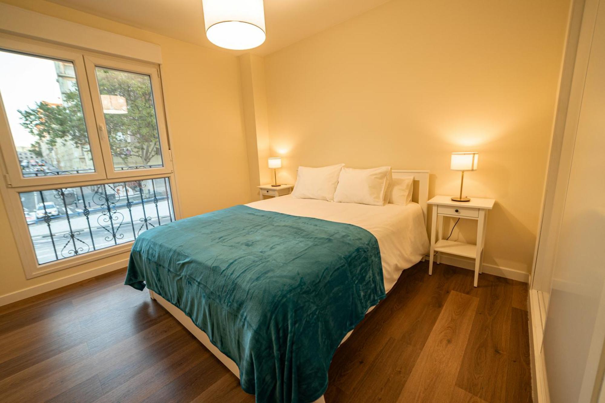 Hey -avn America- 1b93 Appartement *